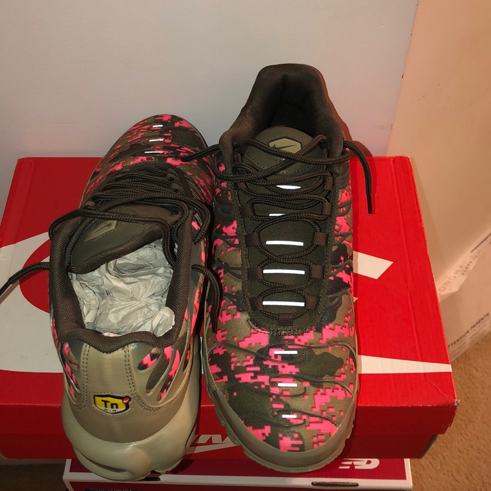 Air Max Plus C
